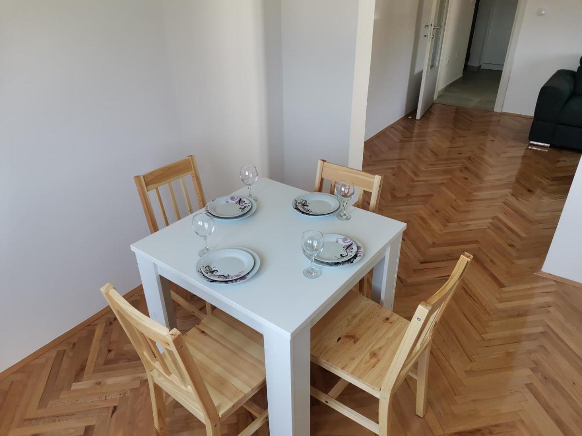 Ad Apartman Bileća Buitenkant foto
